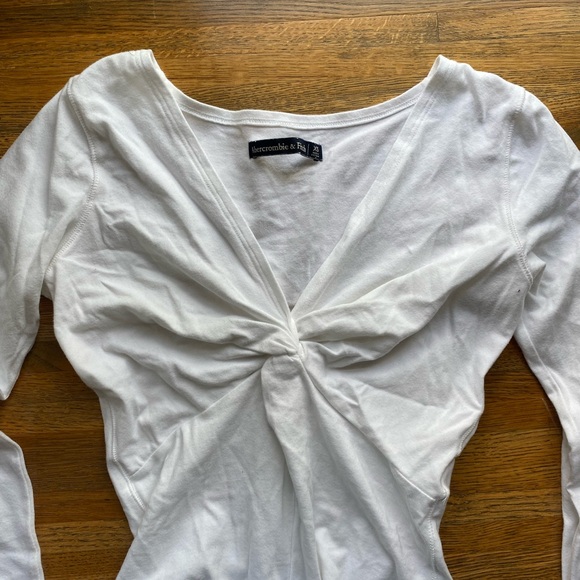 White elevated basic bodysuit - Picture 2 of 4